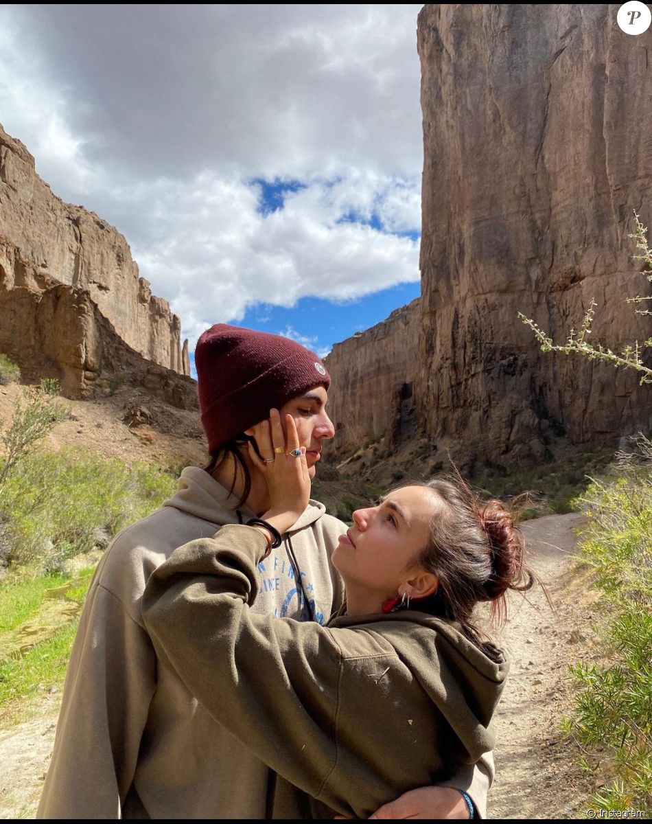 Aël Pagny et son compagnon Ariel, sur une photo postée le 3 avril 2020.
