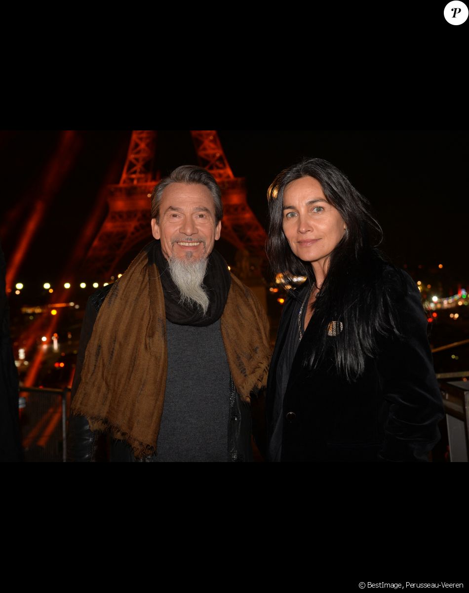 Exclusif - Florent Pagny et sa femme Azucena Caman - Backstage du concert anniversaire des 130 ans de la Tour Eiffel à Paris, le 2 octobre 2019. © Perusseau-Veeren/ Bestimage