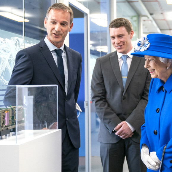 La reine Elisabeth II d'Angleterre et la princesse Anne visitent Skypark à Glasgow, le 30 juin 2021. Sur place, la souveraine et la princesse Anne ont assisté à un briefing de l'agence spatiale britannique et la production de satellites. Cette visite s'inscrit dans le cadre de la semaine annuelle consacrée à l'Ecosse par la reine Elisabeth II d'Angleterre.