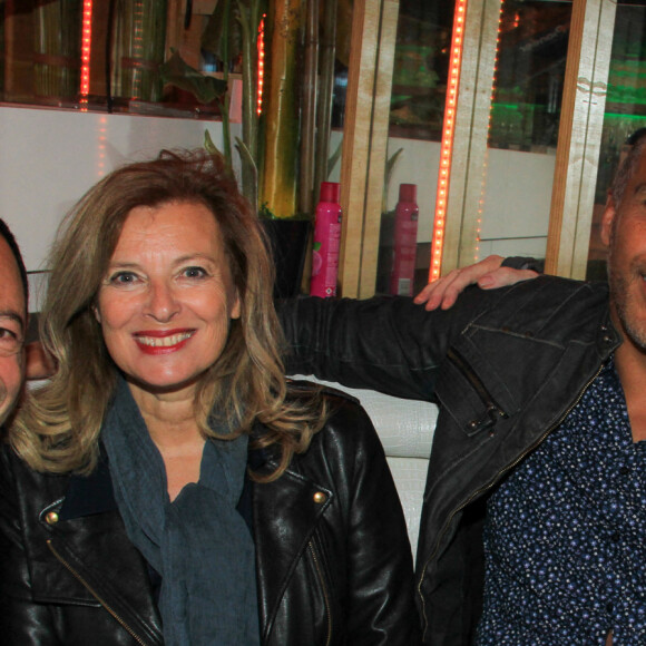 Exclusif - Valérie Trierweiler, son compagnon Romain Magellan, Michel Michel (patron du Banana Café) - Jean-Luc Romero fête ses 62 ans au Banana Café à Paris le 30 juin 2021. © Baldini / Bestimage