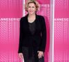 Corinne Touzet durant le "Pink Carpet" des séries "Aqui En La Tierra" et "Cacciatore The Hunter" lors du festival "Canneseries" à Cannes © Rachid Bellak/Bestimage 