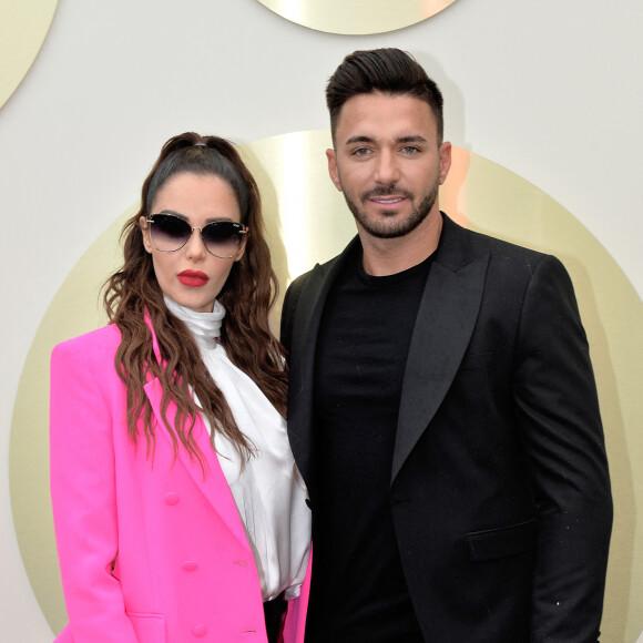 Nabilla Benattia (enceinte) et son mari Thomas Vergara - Nabilla Benattia présente sa collaboration pour les lunettes Quay Australia sur la plage Magnun lors du 72ème Festival International du Film de Cannes, le 18 mai 2019. ©Veeren / Bestimage