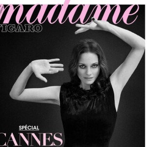 Retrouvez l'interview de Marion Cotillard dans le magazine Madame Figaro du 2 juillet 2021.