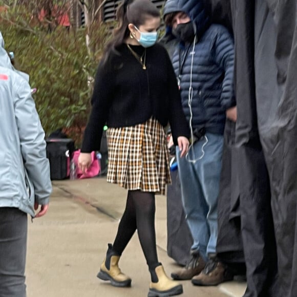 Exclusif - Selena Gomez - Tournage de l'émission de télévision "Only Murders in the Building" à New York le 12 avril 2021.