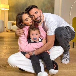 Nabilla, épouse de Thomas Vergara et maman du petit Milann.