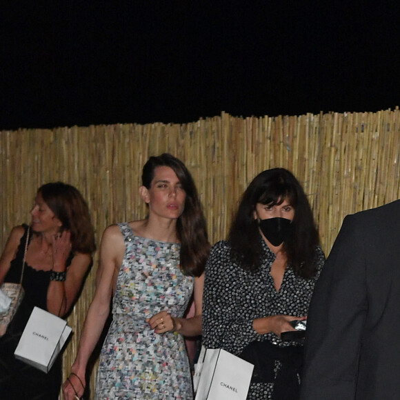 Charlotte Casiraghi et Dimitri Rassam à la soirée Chanel organisée en marge du Festival de Cannes, le 7 juillet 2021.