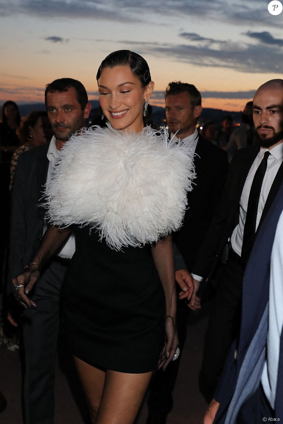 Bella Hadid à la soirée Chanel organisée en marge du Festival de Cannes, le 7 juillet 2021.