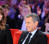 Carla Bruni-Sarkozy et Nicolas Sarkozy durant l'enregistrement de l'émission "Vivement Dimanche" à Paris le 30 septembre 2019. © Guillaume Gaffiot/Bestimage 