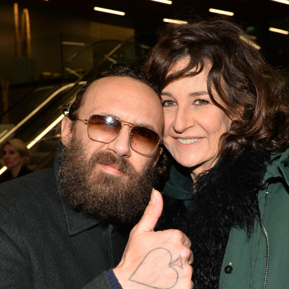 Semi-exclusif - Valérie Lemercier et son compagnon Mathias Kiss pendant le concert du groupe Suprême NTM à l'AccorHotels Arena à Paris, France, le 10 mars 2018. © Veeren/Bestimage