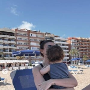 Rachel Legrain-Trapani en Espagne avec son fils Andréa, qui a fêté son 1er anniversaire