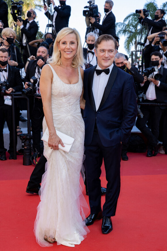 Laurence Ferrari et son mari Renaud Capuçon - Montée des marches du film " Benedetta " lors du 74ème Festival International du Film de Cannes. © Borde-Jacovides-Moreau / Bestimage