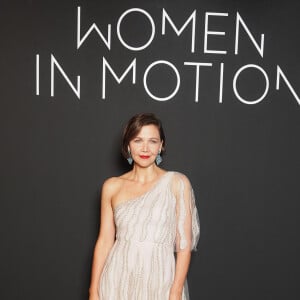 Maggie Gyllenhaal - Photocall de la soirée Kering "Women In Motion" lors du 74e Festival de Cannes, le 11 juillet 2021. © Jacovides-Borde-Moreau/Bestimage