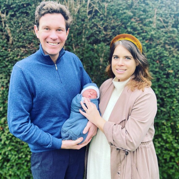 La princesse Eugenie, son mari Jack et leur fils August sur Instagram, février 2021.