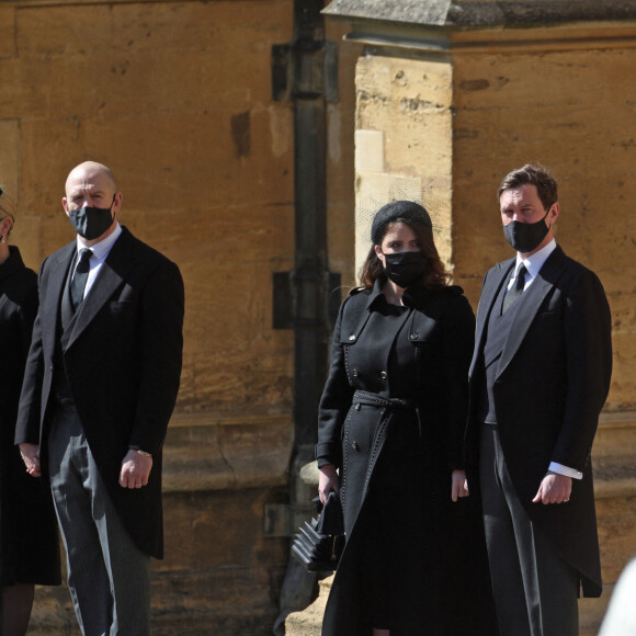 Zara Phillips (Zara Tindall), Mike Tindall, La princesse Eugenie d'York, Jack Brooksbank, La princesse Beatrice d'York et Edoardo Mapelli Mozzi - Arrivées aux funérailles du prince Philip, duc d'Edimbourg à la chapelle Saint-Georges du château de Windsor, le 17 avril 2021.