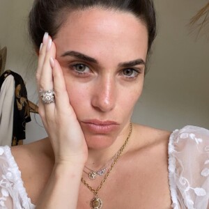 Capucine Anav au naturel sur Instagram