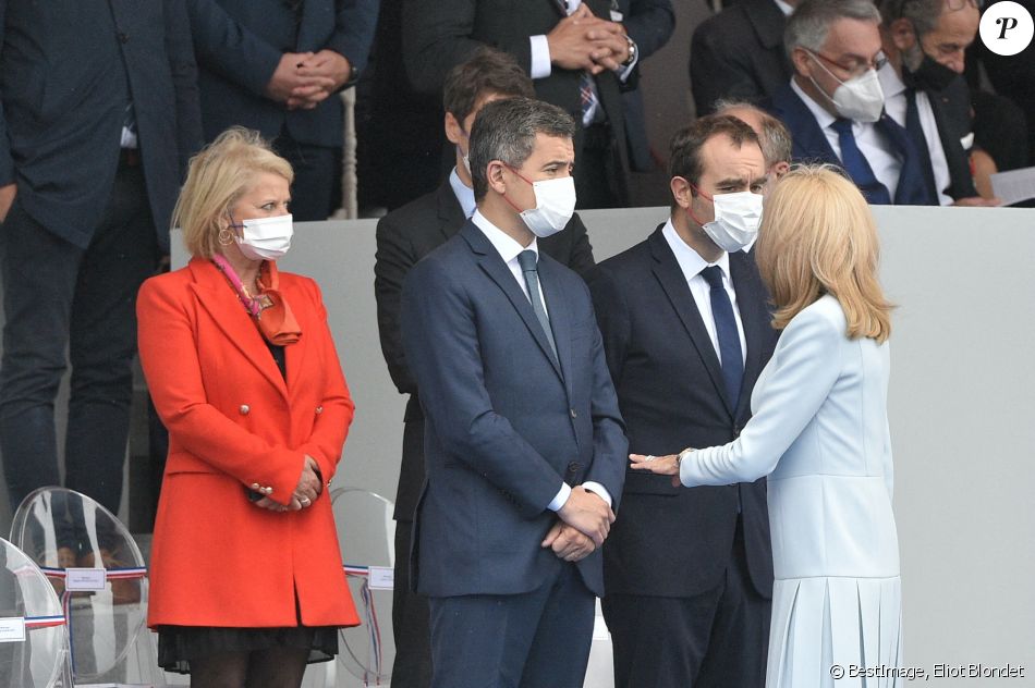 La Première Dame Brigitte Macron et Gérald Darmanin, ministre de l'Intérieur lors de la cérémonie du 14 juillet sur la place de la Concorde à Paris, France, le 14 juillet 2021. © Eliot Blondet/Pool/Bestimage