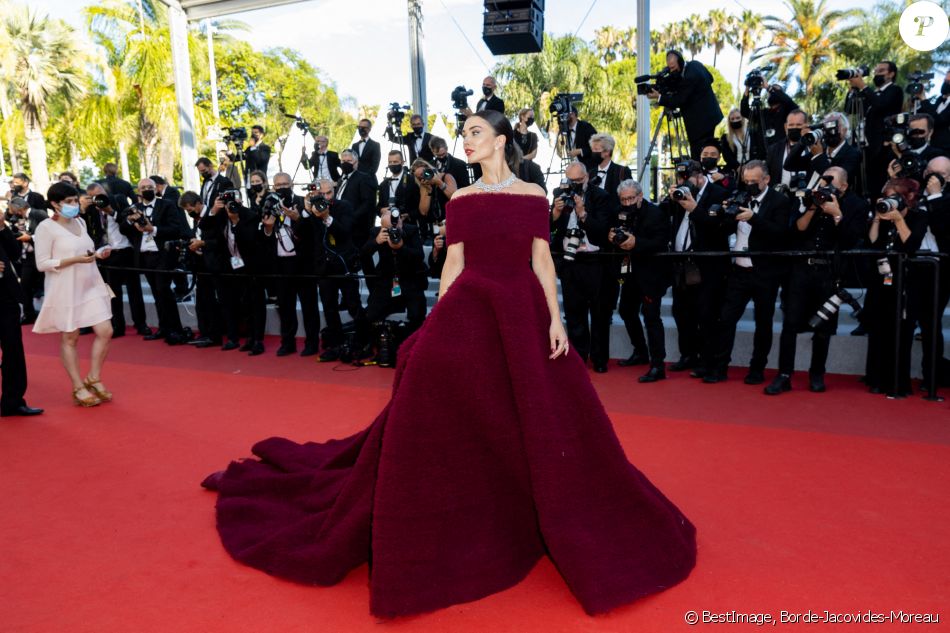 Amy Jackson - Montée des marches du film " L'histoire de ma femme - The story of my wife " lors du 74ème Festival International du Film de Cannes. Le 14 juillet 2021 © Borde-Jacovides-Moreau / Bestimage