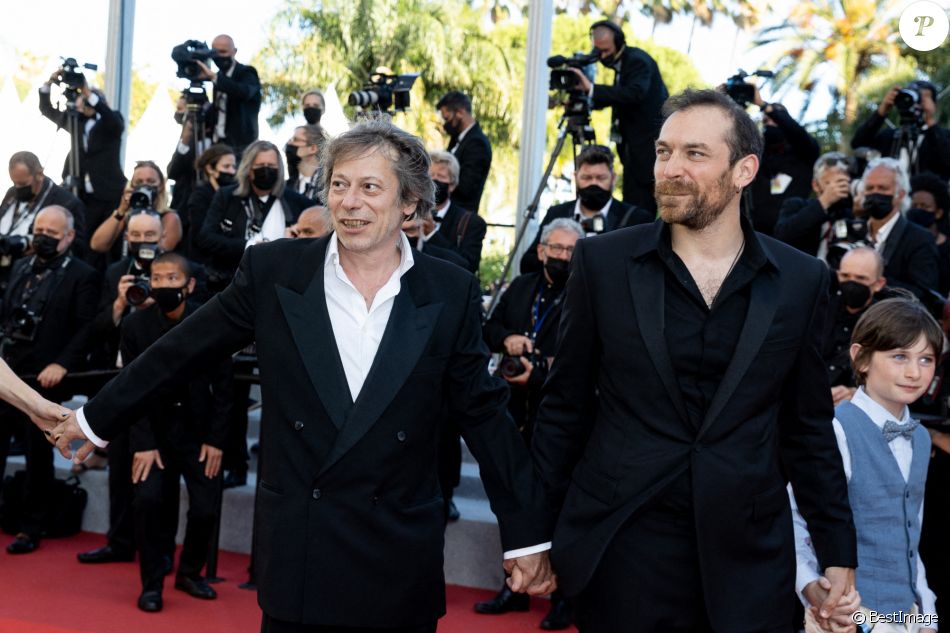 Mathieu Amalric, Arieh Worthalter, Sacha Ardilly - Montée des marches du film " L'histoire de ma femme - The story of my wife " lors du 74ème Festival International du Film de Cannes. Le 14 juillet 2021 © Borde-Jacovides-Moreau / Bestimage