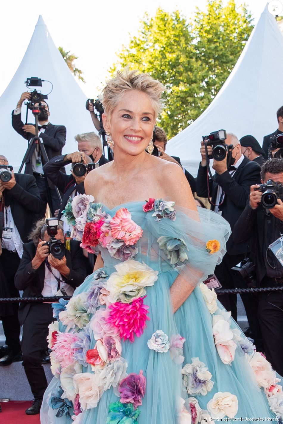 Sharon Stone - Montée des marches du film " L'histoire de ma femme - The story of my wife " lors du 74ème Festival International du Film de Cannes. © Borde-Jacovides-Moreau / Bestimage