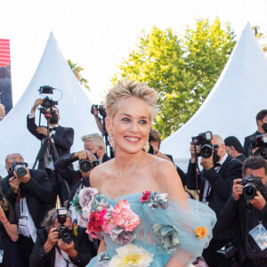 Sharon Stone - Montée des marches du film " L'histoire de ma femme - The story of my wife " lors du 74ème Festival International du Film de Cannes. Le 14 juillet 2021 © Borde-Jacovides-Moreau / Bestimage