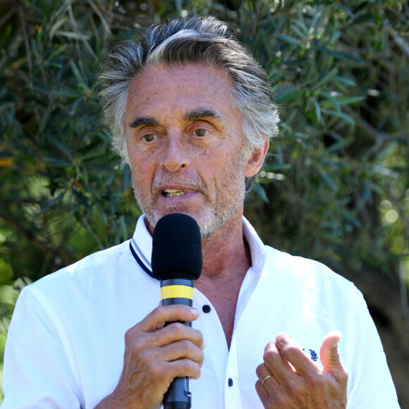 Gérard Holtz - Présentation du TNN (club d'entrepreneurs ) à Nice au kiosque du TNN, promenade du Paillon. © Bruno Bebert / Bestimage