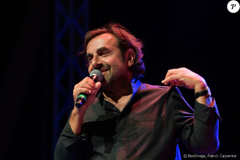 Exclusif - André Manoukian en concert lors des soirées de Saint-Marc à Saint-Marc-Jaumegarde, le 28 août 2020. © Patrick Carpentier/Bestimage