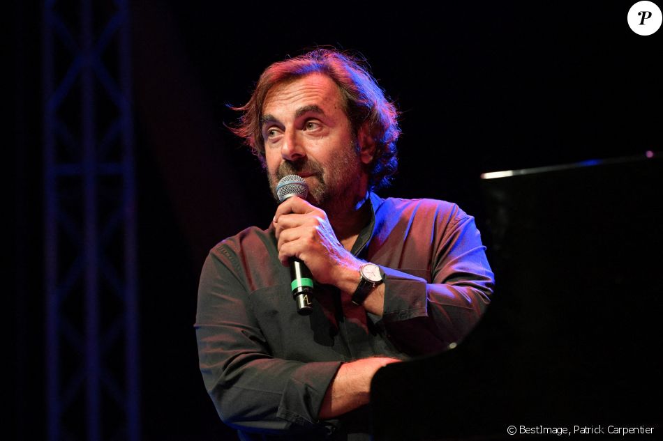 Exclusif - André Manoukian en concert lors des soirées de Saint-Marc à Saint-Marc-Jaumegarde, le 28 août 2020. © Patrick Carpentier/Bestimage
