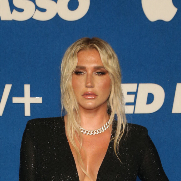Kesha - Les célébrités à la première de TED LASSO saison 2 à Los Angeles, 5 juillet 2021 