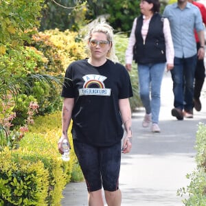 Kesha (sans maquillage) est allée faire du sport à Santa Monica, Los Angeles, le 7 avril 2019.