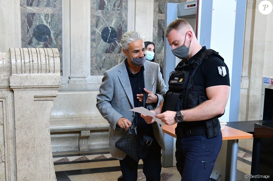 Exclusif - Farid Khider (ancien champion du monde de boxe) arrive au tribunal dans le cadre du procès de Arnaud Mimran, accusé de séquestration d'un financier suisse à Paris le 8 juin 2021.