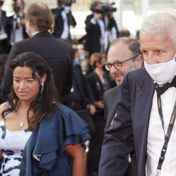 Patrick Poivre d'Arvor (PPDA) - Montée des marches du film " OSS 117 : Alerte rouge en Afrique Noire " lors du 74ème Festival International du Film de Cannes. Le 17 juillet 2021 © Borde-Jacovides-Moreau / Bestimage 