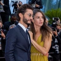 Pierre Niney et Natasha Andrews : Montée des marches en amoureux pour "OSS 117"