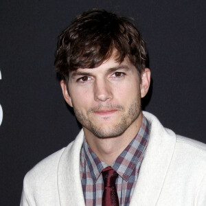 Ashton Kutcher - Premiere du film "Jobs" a Los Angeles.
