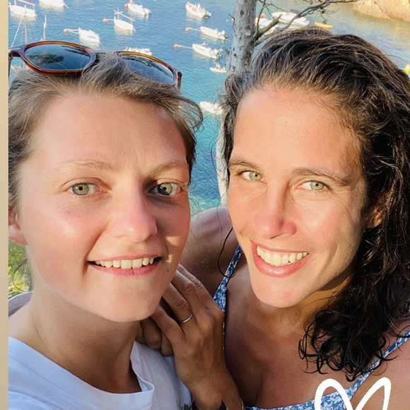 Clémence Castel en vacances en Espagne avec sa nouvelle compagne Marie - Instagram