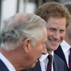 Le prince Harry, entouré du prince William, du prince Charles et de Camilla Parker Bowles, duchesse de Cornouailles, a assisté à la cérémonie d'ouverture des Invictus Games au stade olympique de Londres.