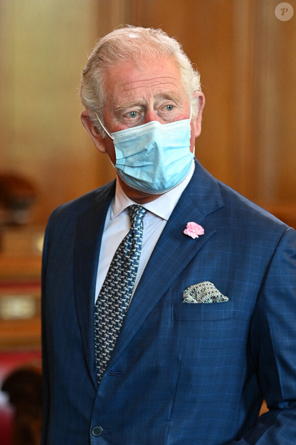 Le prince Charles reçu à la mairie de Belfast. Le 18 mai 2021