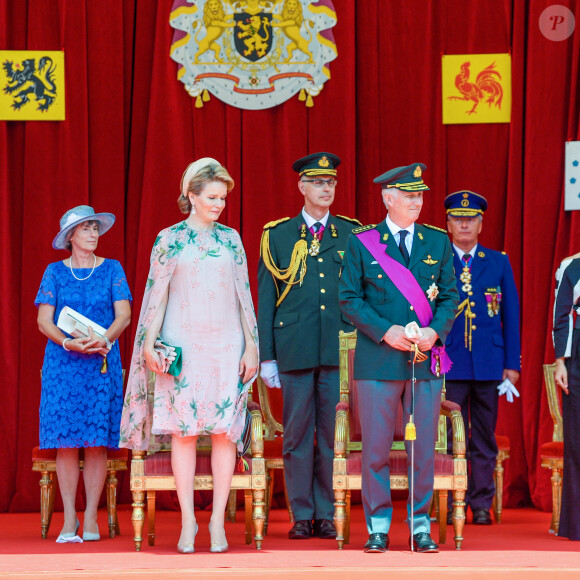 Le roi Philippe et son épouse la reine Mathilde lors de la Fête nationale belge, le 21 juillet 2021, en présence du roi Philippe et de la reine Mathilde de Belgique.
