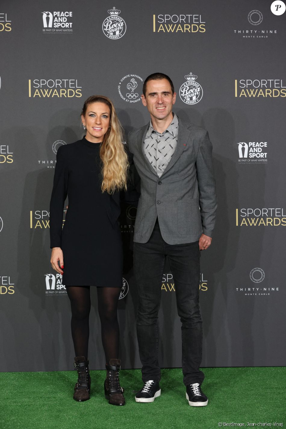 Pauline Ferrand-Prévot, championne du monde de cyclo cross et cross country , Julien Absalon, champion olympique de VTT - Photocall et cérémonie des Sportel Awards 2020 à la salle Prince Pierre du Grimaldi Forum de Monaco le 27 octobre 2020. © Jean-charles Vinaj / Bestimage