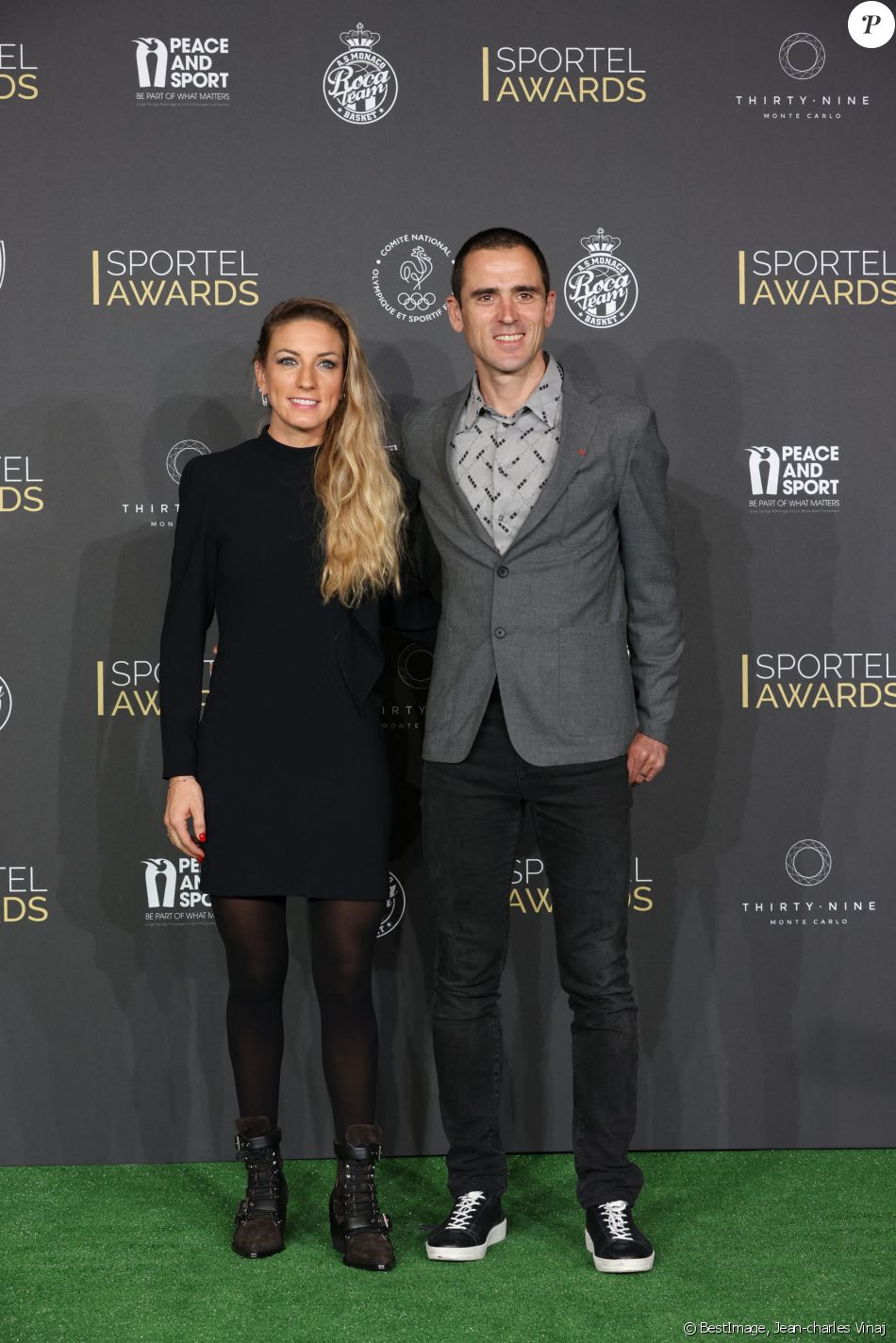Pauline Ferrand-Prévot, championne du monde de cyclo cross et cross country, Julien Absalon, champion olympique de VTT - Photocall et cérémonie des Sportel Awards à la salle Prince Pierre du Grimaldi Forum de Monaco. © Jean-charles Vinaj / Bestimage