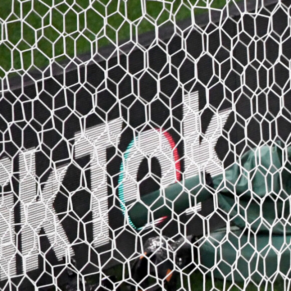 Karim Benzema - Match de football de l'Euro 2020 : La France s'incline devant la Suisse après les tirs au but au stade Arena Nationala à Bucarest le 28 juin 2021. © Anthony Bibard / FEP/Panoramic / Bestimage