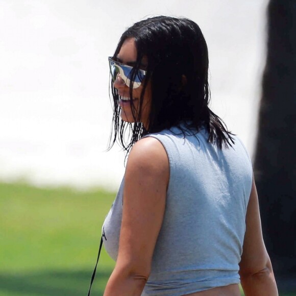 Exclusif - Kim Kardashian fait partie des stars qui ont popularisé les postérieurs volumineux.