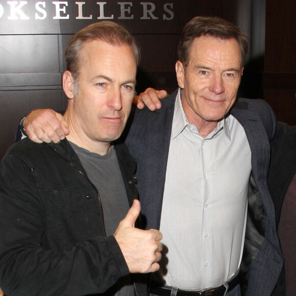 Bryan Cranston (au milieu) a eu une pensée pour son ami Bob Odenkirk (à gauche), hospitalisé après un malaise subi en plein tournage.