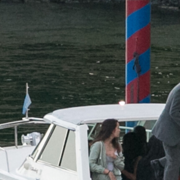 Barack Obama et sa femme Michelle, et George Clooney et sa femme Amal sont allés dîner au restaurant Villa d'Este au Lac de Côme. L'ancien président des Etats-Unis poursuit ses vacances européennes en famille en Italie. Le 23 juin 2019