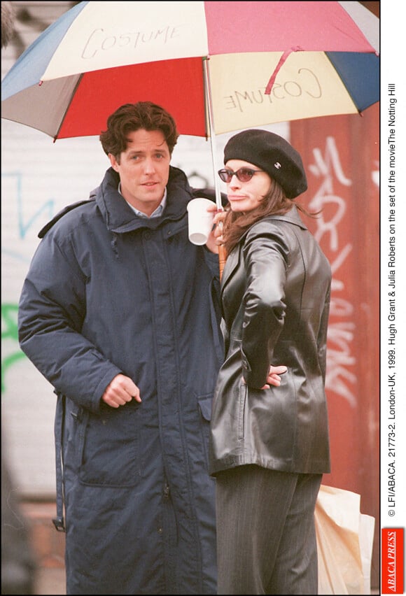 Julia Roberts et Hugh Grant sur le tournage du film Coup de foudre à Notting Hill.
