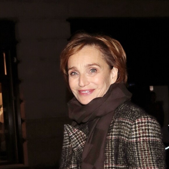 Kristin Scott Thomas arrive à la projection de l'émission 'My Grandparents War' à Londres, le 11 novembre 2019.