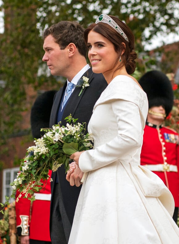 La princesse Eugenie d'York et son mari Jack Brooksbank - Sorties après la cérémonie de mariage de la princesse Eugenie d'York et Jack Brooksbank en la chapelle Saint-George au château de Windsor le 12 octobre 2018.