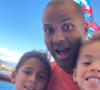 Tony Parker s'éclate en vacances avec ses fils Liam et Josh.