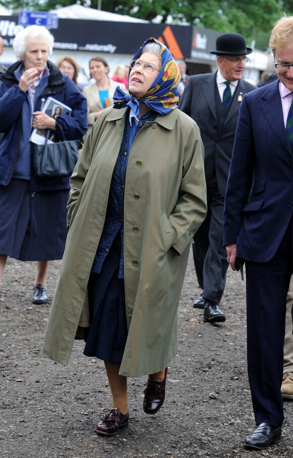 Elizabeth II à Windsor pour une course hippique. Le 15 mai 2009