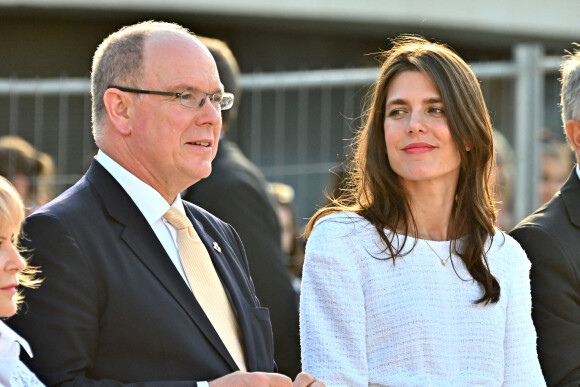 Le prince Albert II de Monaco et Charlotte Casiraghi, accompagnés par Diane Fissore, la présidente de la fédération équestre monégasque et organisatrice du Jumping, ont remis les prix du Trophée Casino de Monte-Carlo puis ont assisté à la présentation des jeunes cavaliers, Children et Junior, qui vont participer sous les couleurs monégasques aux prochains championnat d'Europe qui se déroulera au Portugal, à Monaco, juillet 2021. © Bruno Bebert/Bestimage