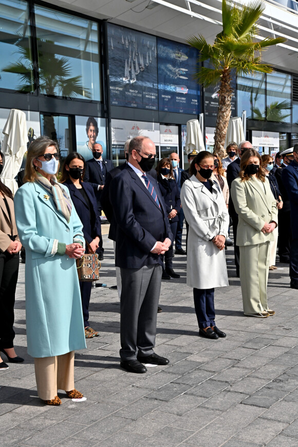 Exclusif - La princesse Caroline de Hanovre, le prince Albert II de Monaco, Pauline Ducruet, la princesse Stéphanie de Monaco et Camille Gottlieb (marraine de Monaco One) lors du baptême de la navette Monaco One qui reliera les ports de Monaco et Vintimille, à Monaco, le 8 mars 2021. La navette maritime "Monaco One" ralliera Monaco à Vintimille en dix minutes. © Bruno Bebert/ PRM / Bestimage